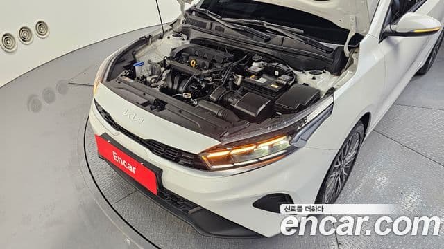 Kia The / новый New K3 2세대 Prestige, 2024 6