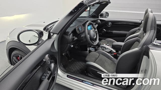 Mini Cooper S кабриолет 3세대, 2023 11