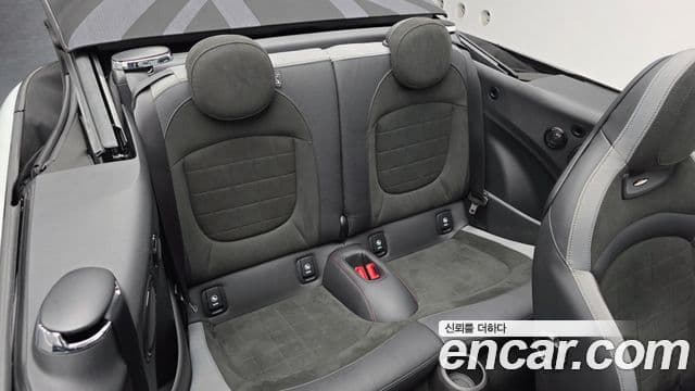 Mini Cooper S кабриолет 3세대, 2023 12