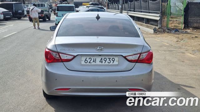 Hyundai YF Sonata чёрный, 2011 все фото