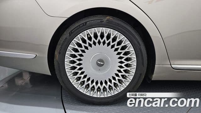 Genesis G90 Premium Luxury, 2019 все фото