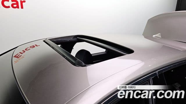 Genesis G90 Premium Luxury, 2019 17