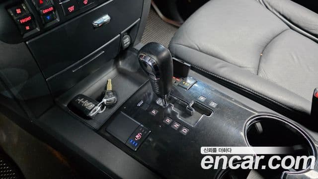 Kia Mohave топовая версия, 2010 9