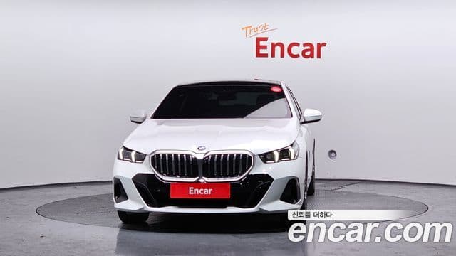 BMW 5시리즈 (G60) 520i M Sport, 2025 3