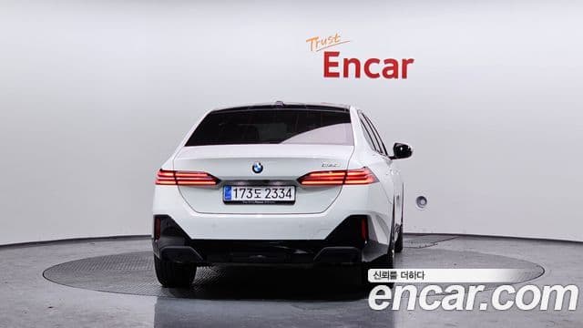 BMW 5시리즈 (G60) 520i M Sport, 2025 4