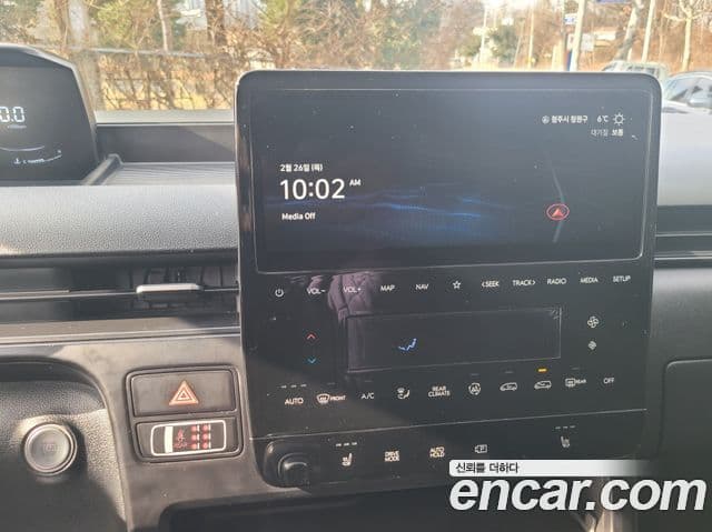 Hyundai Staria Modern, 2022 15