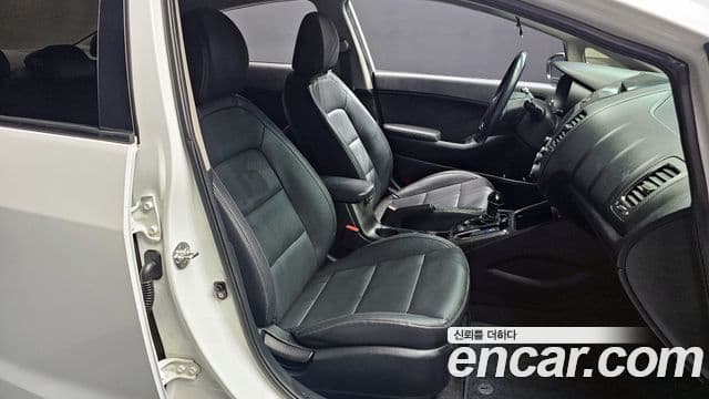 Kia The / новый New K3 Style, 2018 10