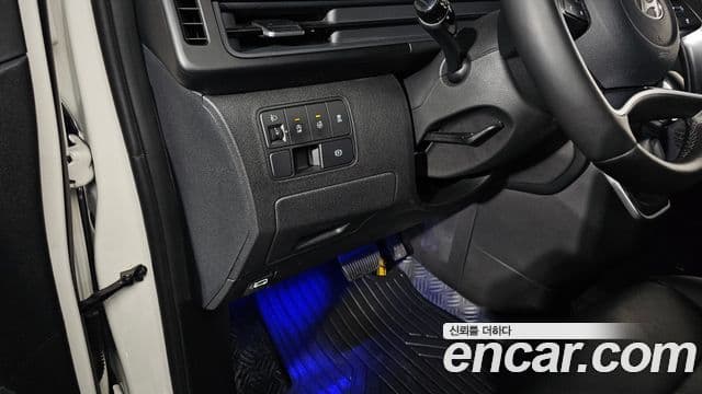 Hyundai Staria Modern, 2025 14