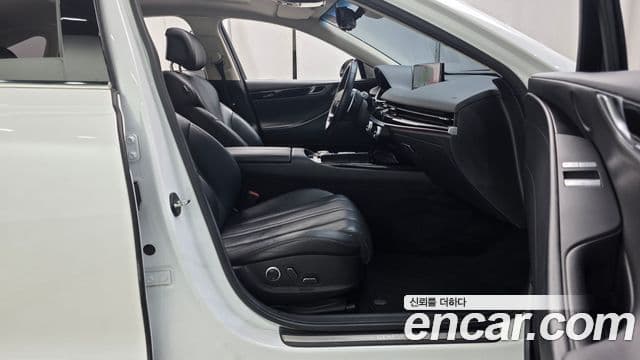 Genesis G80 (RG3) бензин 2.5 турбо 2WD, 2021 10