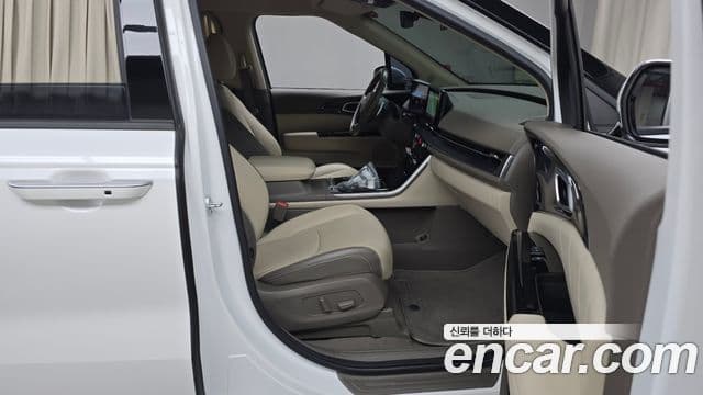 Kia Carnival 4세대 Signature, 2022 11