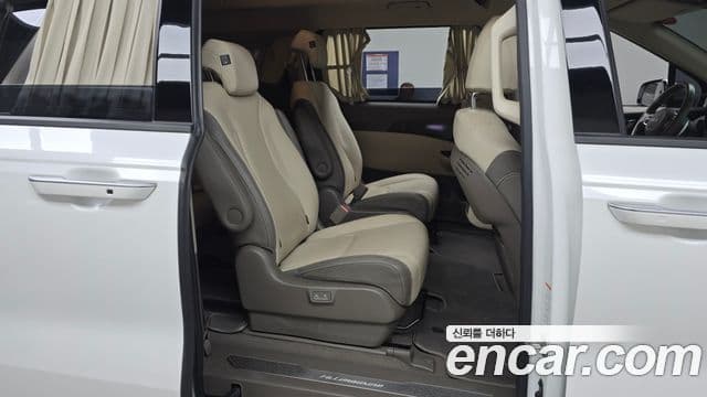 Kia Carnival 4세대 Signature, 2022 12