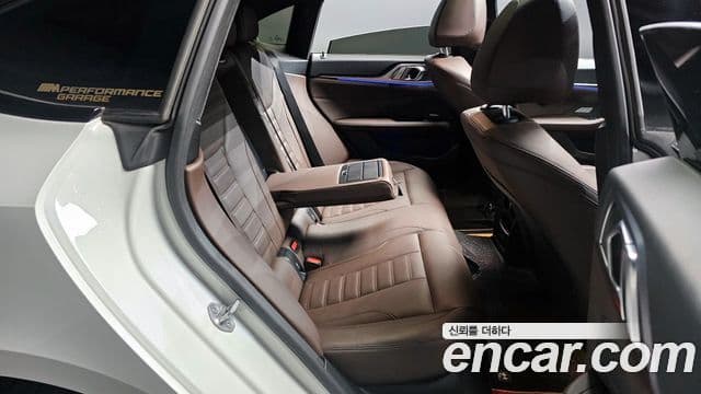 BMW 4시리즈 (G22) 420i M Sport performance Gran Coupe, 2022 12