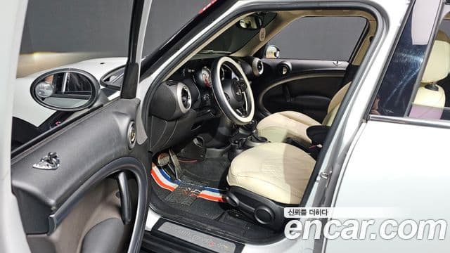 Mini Cooper S Countryman 1세대, 2011 10
