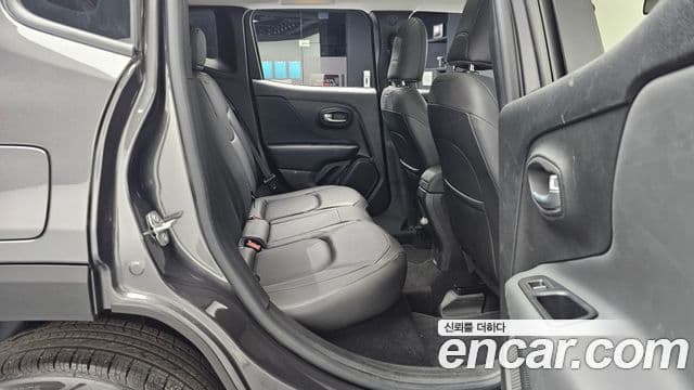 Jeep Renegade 2.4 Limited, 2021 12