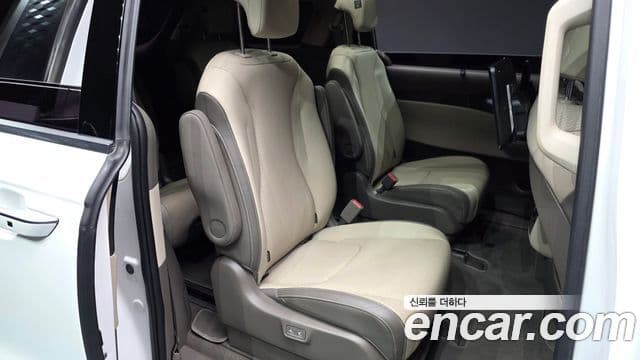 Kia Carnival 4세대 Signature, 2023 12