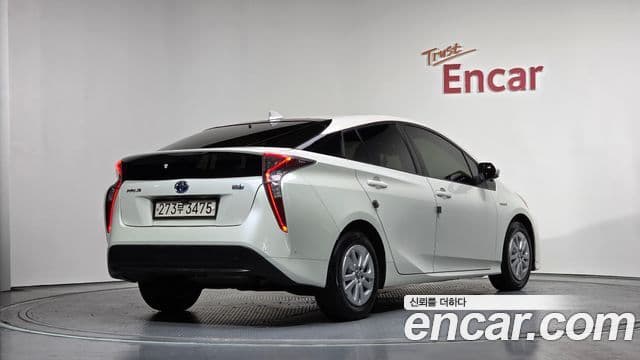 Toyota 프리우스 4세대 1.8 E, 2017 2