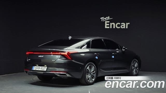 Kia K8 гибрид Signature, 2023 2