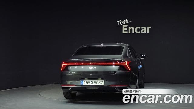 Kia K8 гибрид Signature, 2023 4