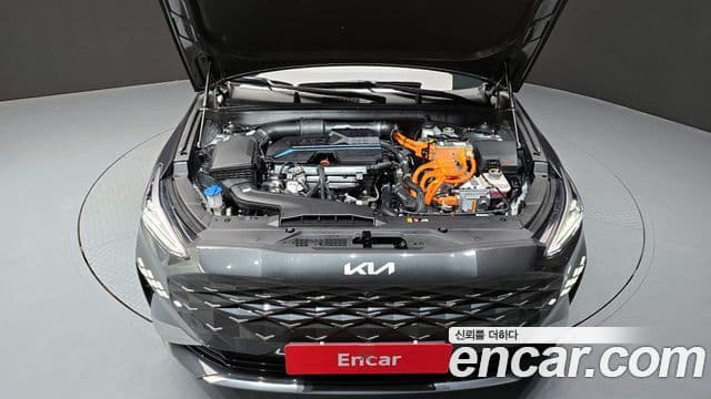 Kia K8 гибрид Signature, 2023 6