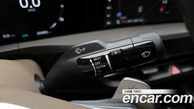 Kia K8 гибрид Signature, 2023 15