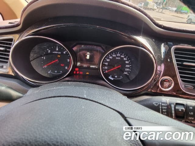 Kia All New Carnival Noblesse, 2018 7