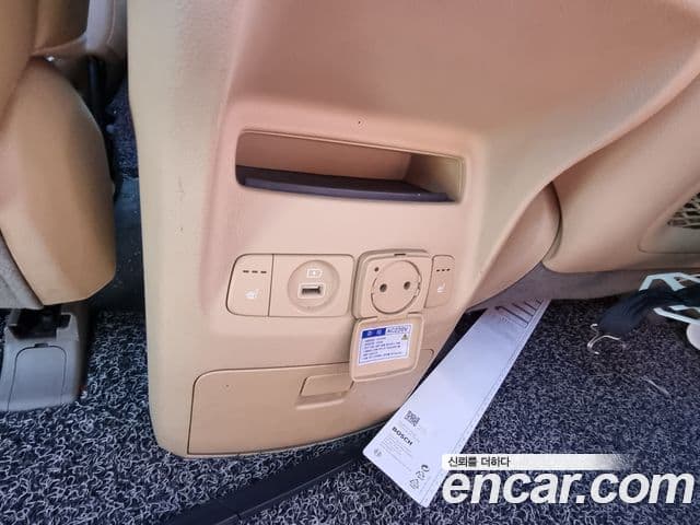 Kia All New Carnival Noblesse, 2018 9