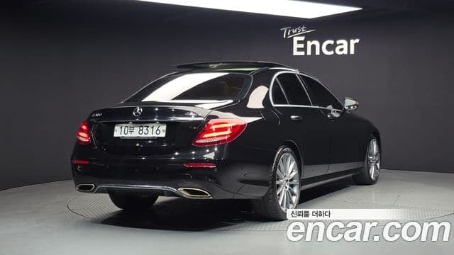 Mercedes-Benz E-класс W213 AMG Line, 2017 2