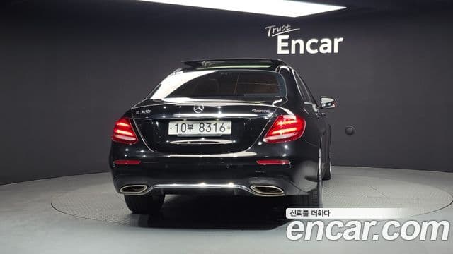 Mercedes-Benz E-класс W213 AMG Line, 2017 4