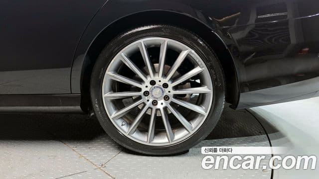 Mercedes-Benz E-класс W213 AMG Line, 2017 все фото