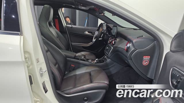 Mercedes-Benz GLA-класс X156 GLA45 AMG 4MATIC, 2017 11