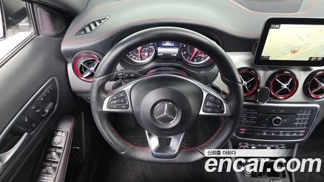 Mercedes-Benz GLA-класс X156 GLA45 AMG 4MATIC, 2017 13