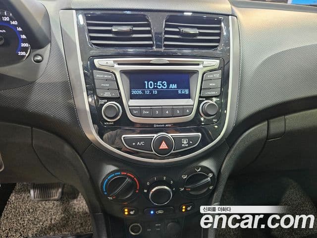 Hyundai Accent(новый кузов / новое поколение) Modern, 2016 9