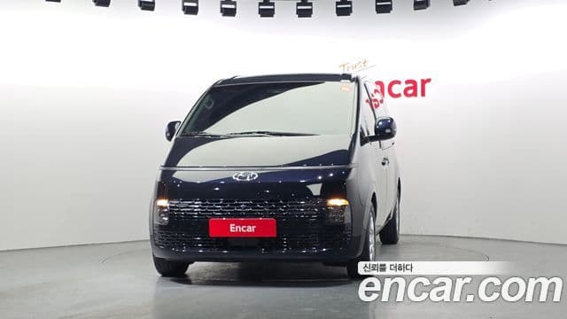 Hyundai Staria Modern, 2023 3