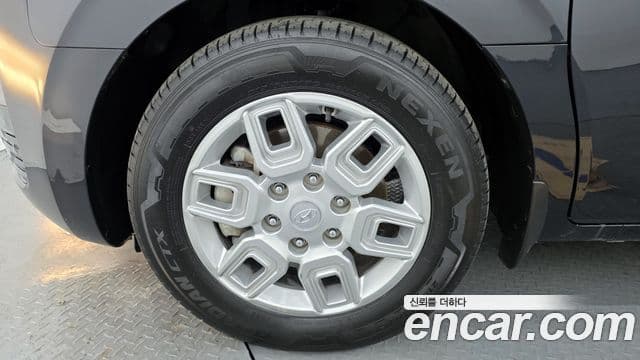 Hyundai Staria Modern, 2023 все фото