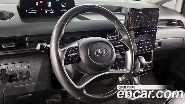 Hyundai Staria Modern, 2023 12