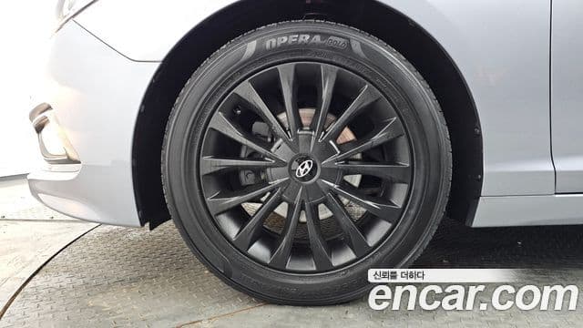 Hyundai LF Sonata 2.0 Care Plus, 2017 все фото