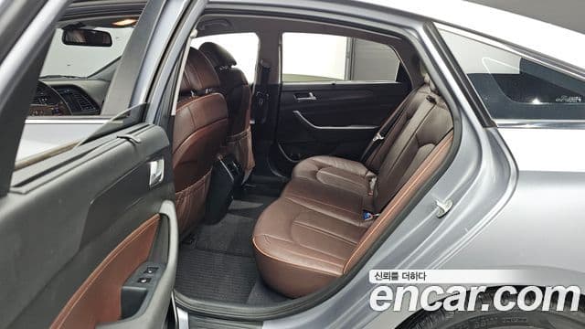 Hyundai LF Sonata 2.0 Care Plus, 2017 11