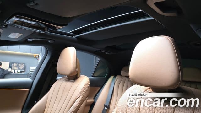 Mercedes-Benz E-класс W214 AMG Line, 2025 19