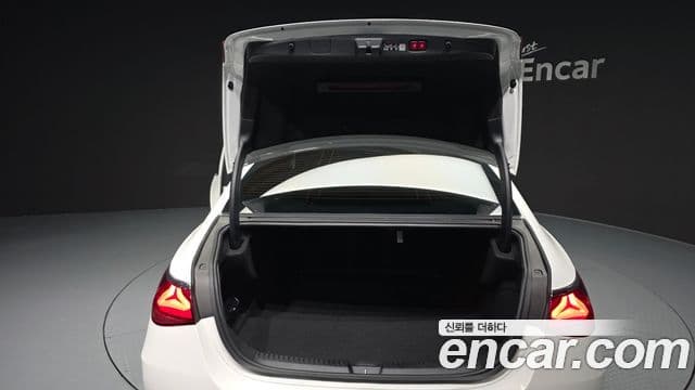 Mercedes-Benz E-класс W214 AMG Line, 2025 20