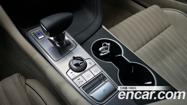 Genesis The / новый New G70, 2023 9