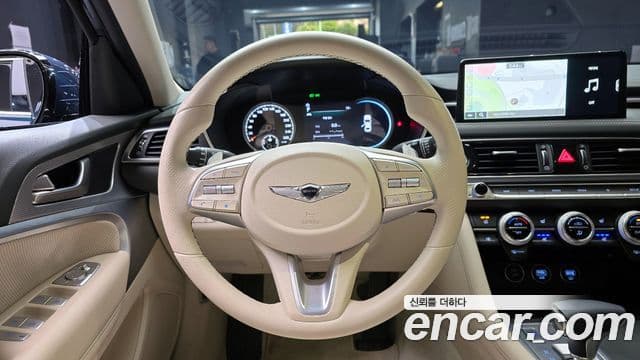 Genesis The / новый New G70, 2023 14