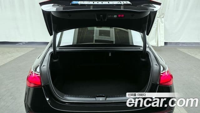 Mercedes-Benz E-класс W214, 2024 20