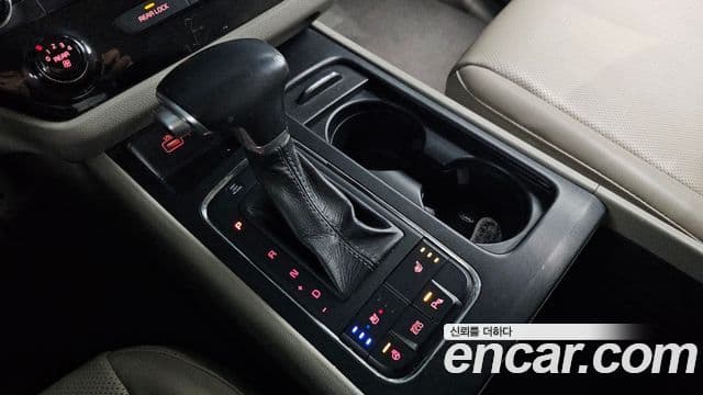 Kia All New Carnival Luxury, 2017 9