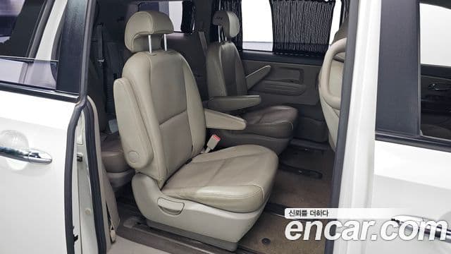 Kia All New Carnival Luxury, 2017 11