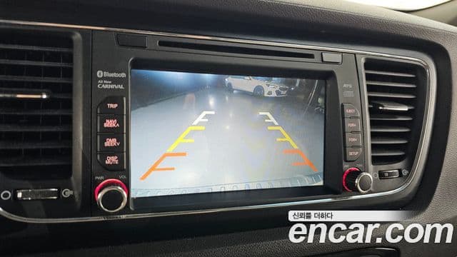 Kia All New Carnival Luxury, 2017 15