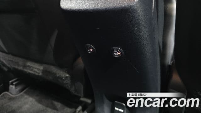 Toyota 프리우스 4세대 1.8 E, 2017 19