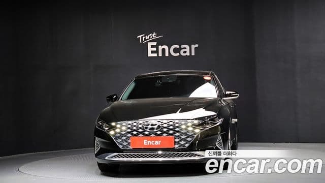 Hyundai The / новый New Grandeur IG гибрид Calligraphy, 2023 3