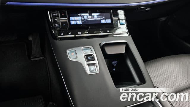 Hyundai The / новый New Grandeur IG гибрид Calligraphy, 2023 9