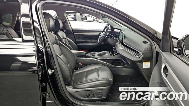 Hyundai The / новый New Grandeur IG гибрид Calligraphy, 2023 11