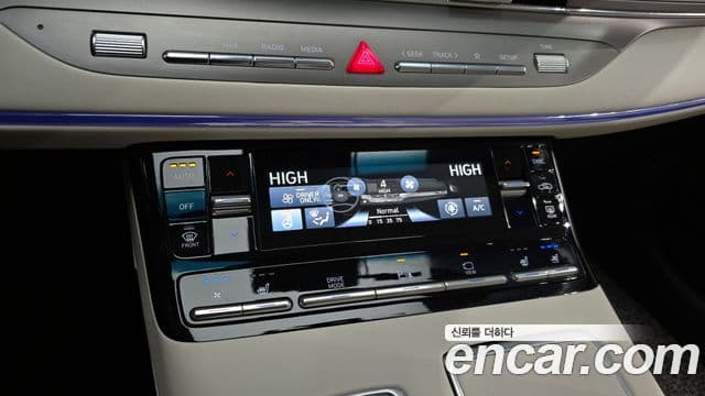 Hyundai The / новый New Grandeur IG гибрид Le Blanc, 2023 17